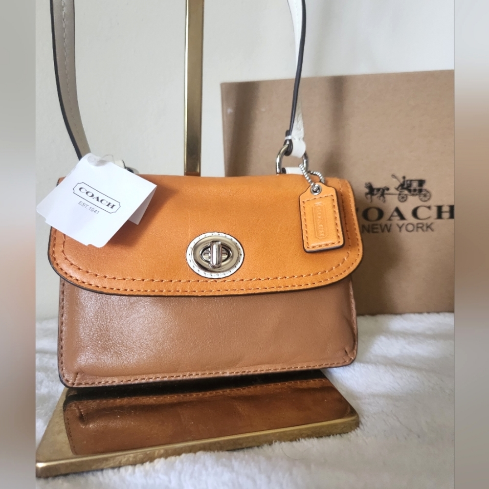NWT Coach Park Dylan Crossbody Mini Crossbody Bag 6” by 4”